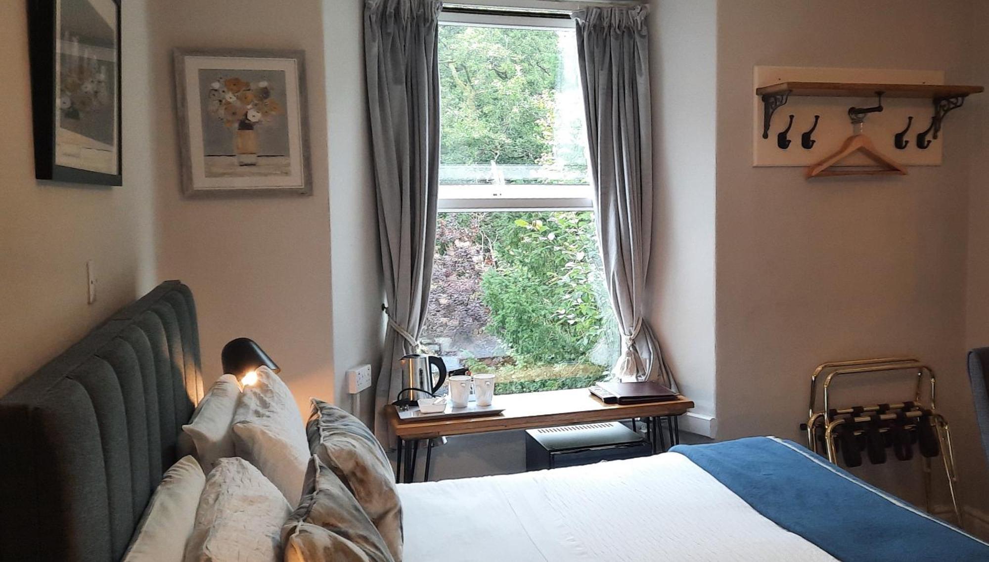 Rocklea Guest House Windermere Bagian luar foto