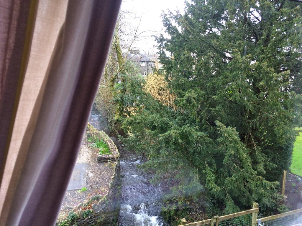 Rocklea Guest House Windermere Bagian luar foto
